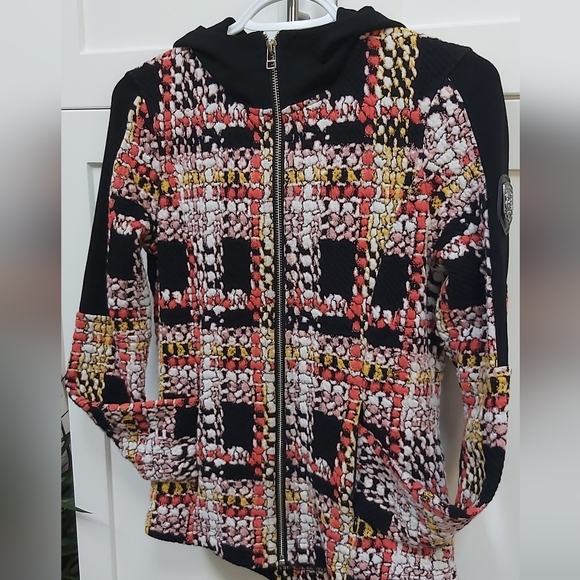 Tonia Debellis hooded plaid jacket. - Picture 15 of 15